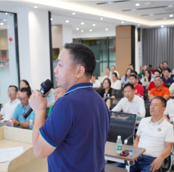 周林纲总经理应邀为万江智能制造行业协会的企业家分享企业文化建设